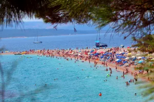 Dobri turistički rezultati: U 20 dana srpnja ostvareno 2,4 milijuna turističkih dolazaka