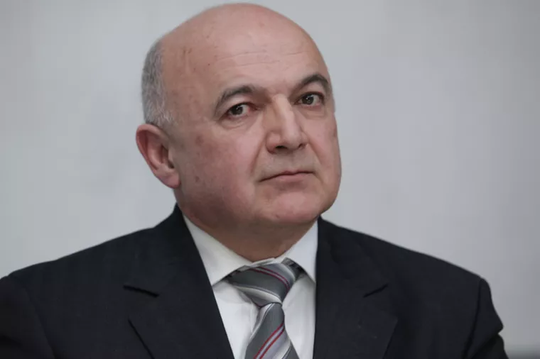 Ljubo Jurčić: Tri mjere koje mora napraviti pobjednik izbora