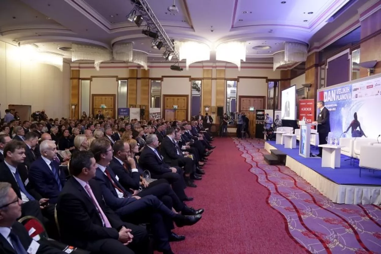 Otvorena konferencija Dan Velikih planova: Treba li se kladiti na kratki uzlet ili dugi rast?