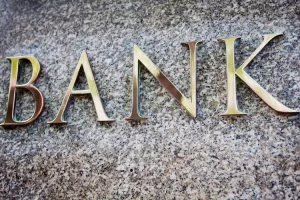 Banke potencijalne mete mjerkaju na sve strane