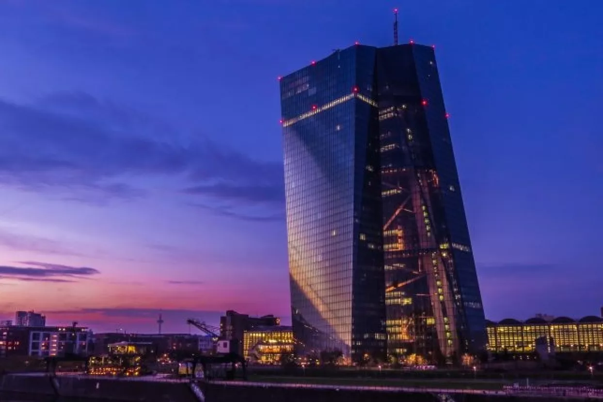 ECB produljio program stvaranja novca za kupovinu imovine do kraja 2017. godine