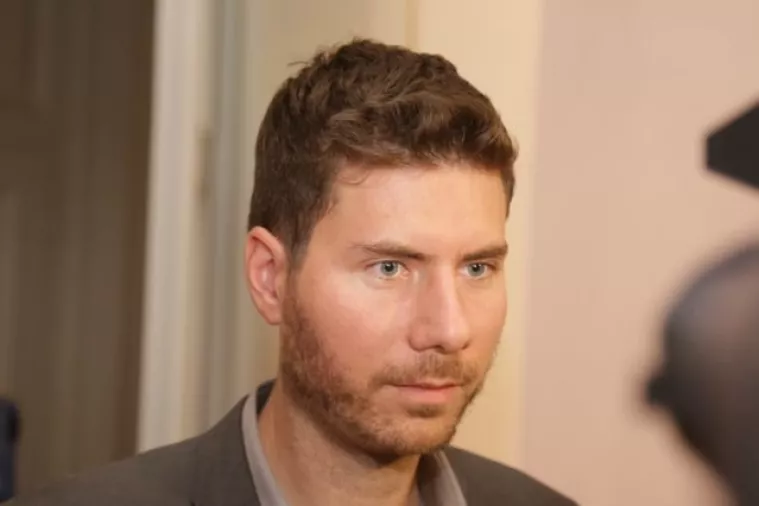 Pernar pobjegao s Reddita