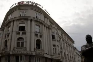 HNB: Odgovornost za zatvaranje računa i prodaju duga klijenata je na HPB-u
