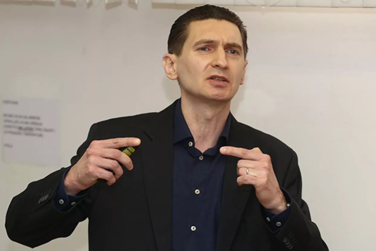 Alajbeg: Pad cijena Agrokorovih dionica ujedno prilika i izazov za ulagače