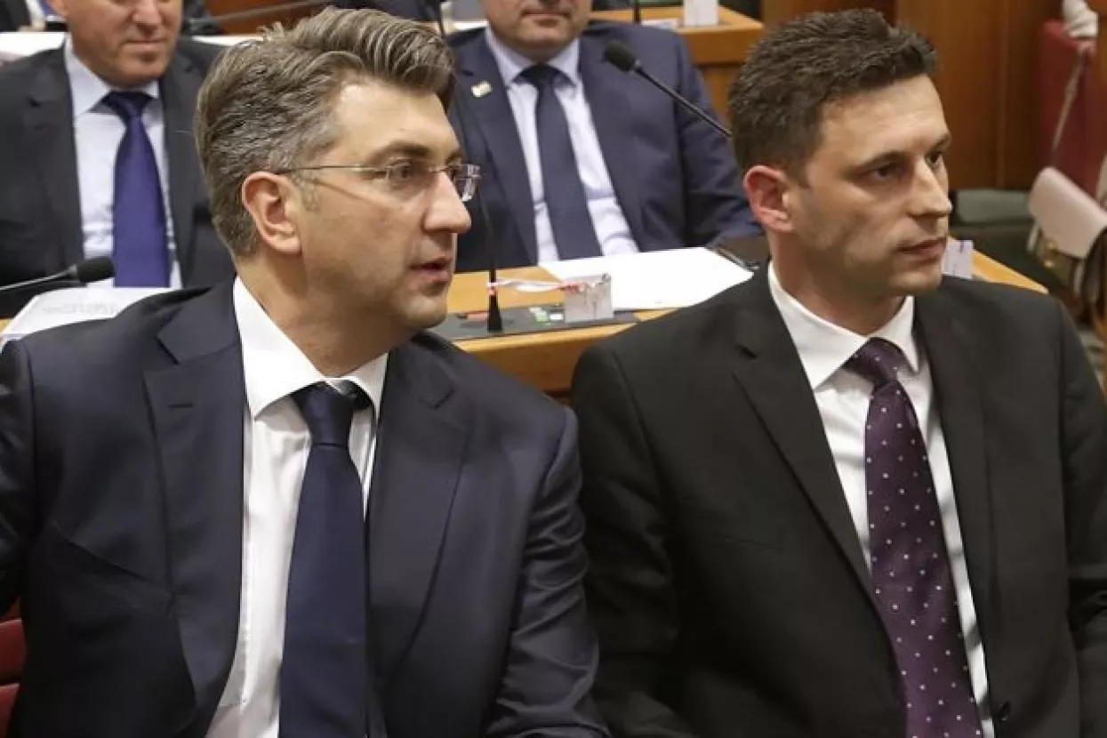 Petrov: Pristajemo biti oporba