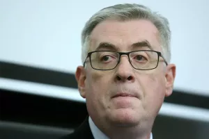 Zatvorena birališta, procjenjuje se da bi izlaznost mogla doseći 50 posto