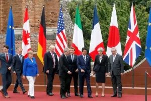 Macron obećao May učiniti sve što je moguće protiv terorizma