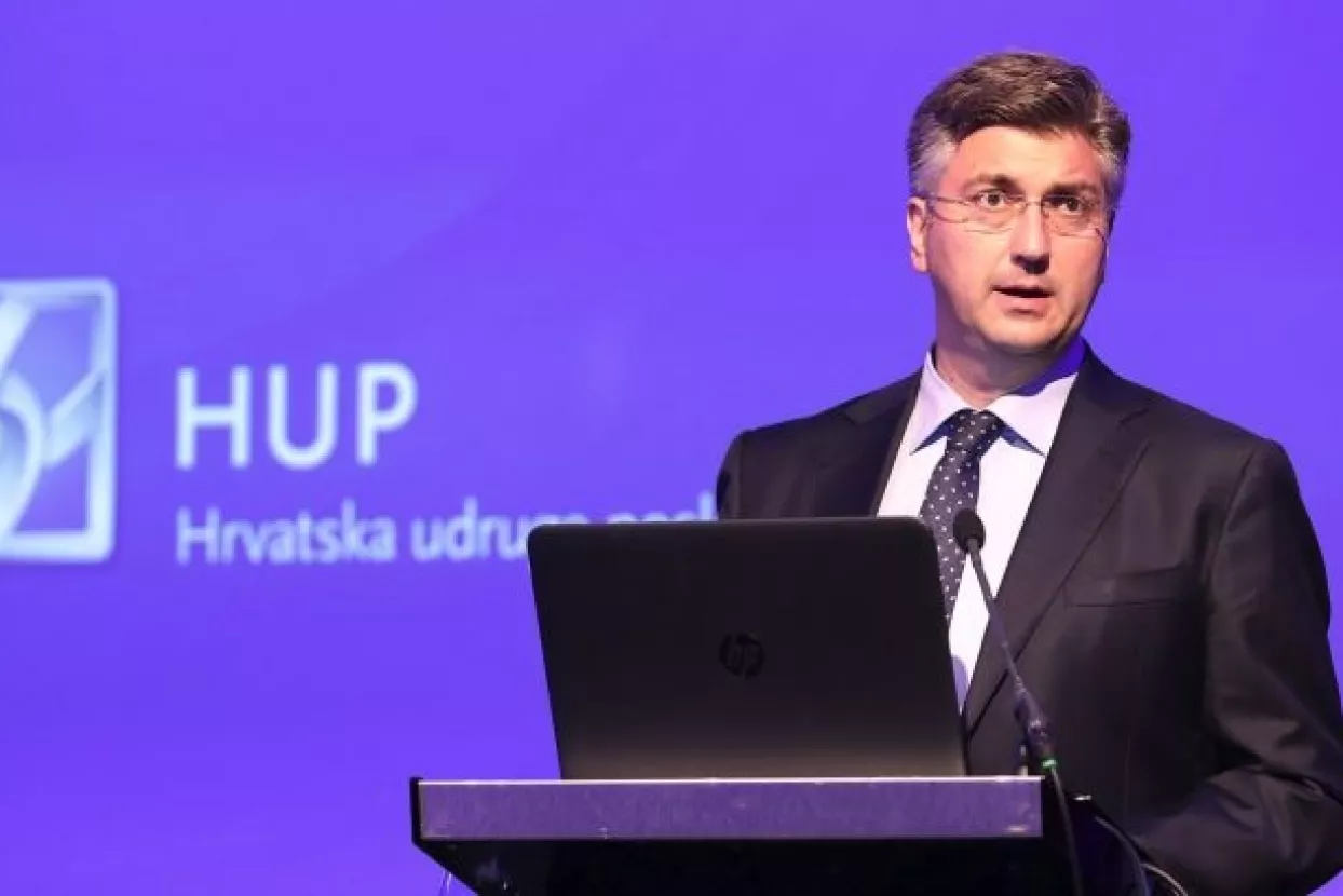 Plenković: Sve banke, domaće ili strane, dobrodo&scaron;le su u osiguravanju likvidnosti Agrokora