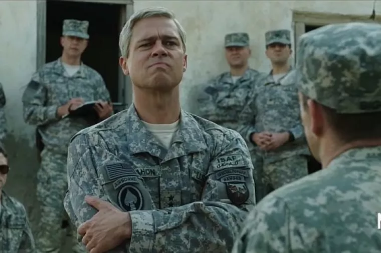 VIDEO: Netflixov 'War Machine' kreće prema svim pravcima, a ne staje nigdje