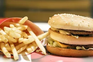 Najava automatizacije blagajni vinula dionice McDonaldsa na najviše razine u povijesti