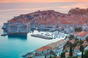Devet tisuća gostiju s kruzera danas će okupirati Dubrovnik