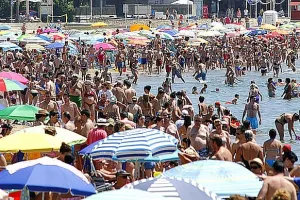Turisti povećavaju broj ljudi u Istri za 123 posto, potrošnju hrane i pića oko 391 posto