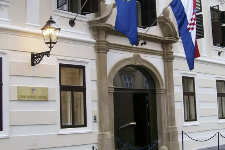Vlada razriješila ravnatelja policije i imenovala državne tajnike