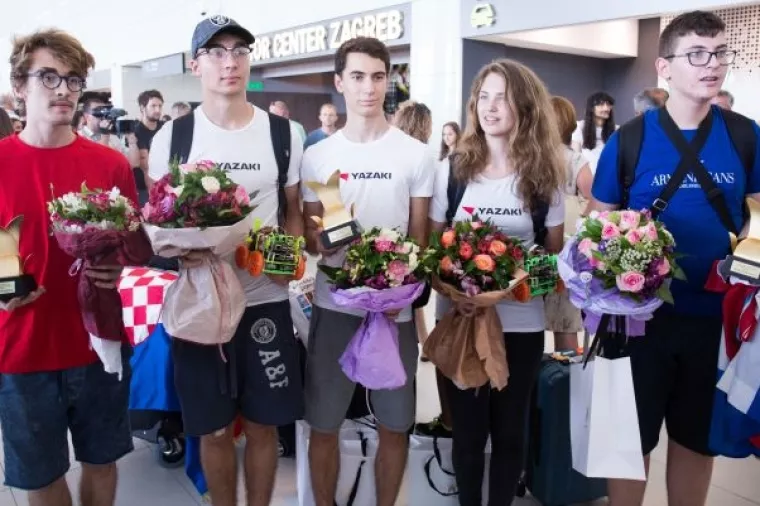 RoboCup: Na&scaron;i mladi robotičari potukli velesile, donijeli sedam zlatnih medalja