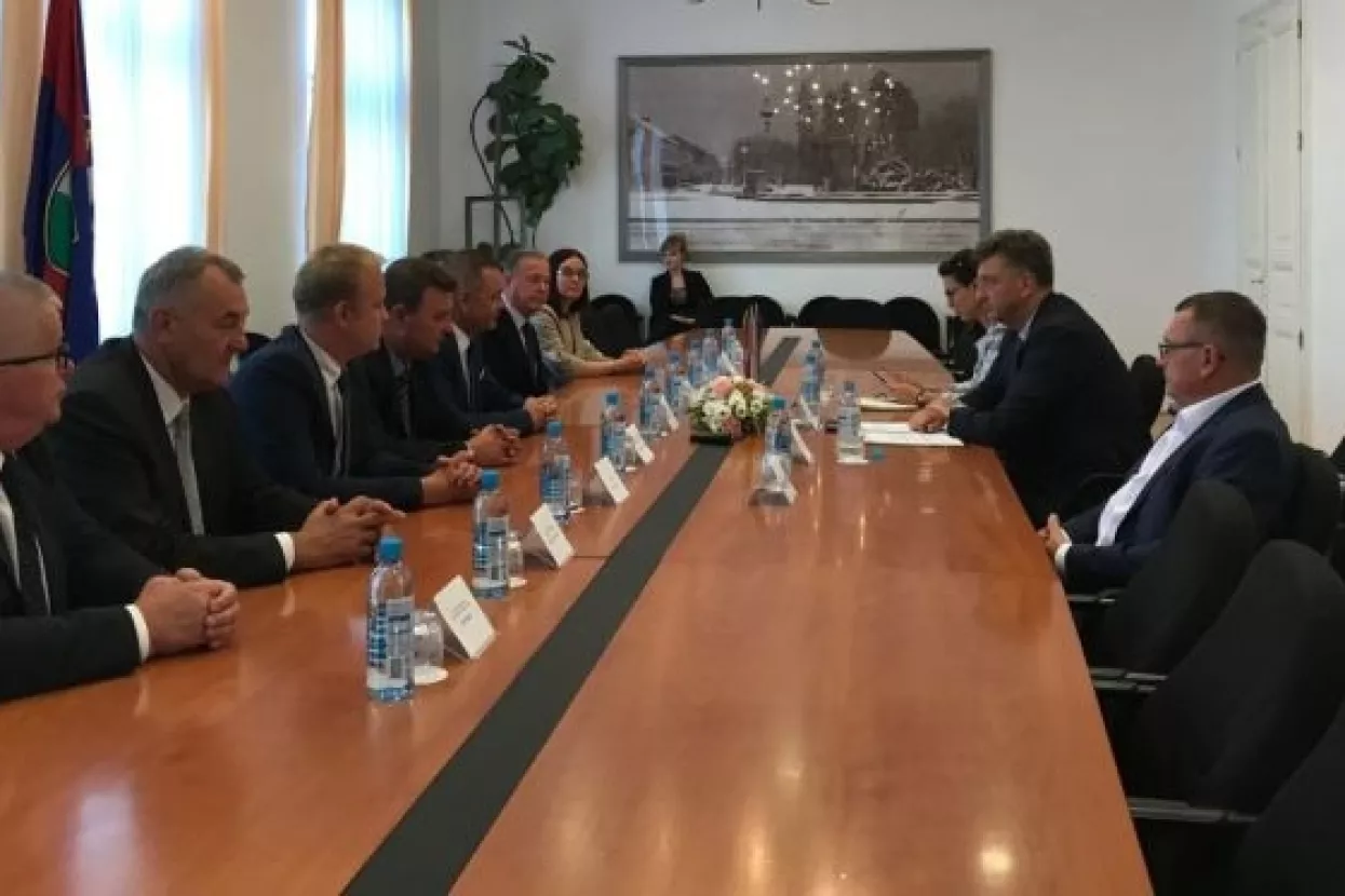 Plenković: Udio domaćih poljoprivrednih proizvoda u Podravki podići sa 65 na 100 posto