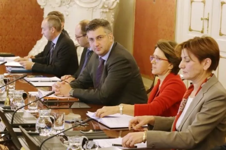 U strategiji razvoja prometa 'bezuvjetno tro&scaron;enje oko 2 milijarde eura'