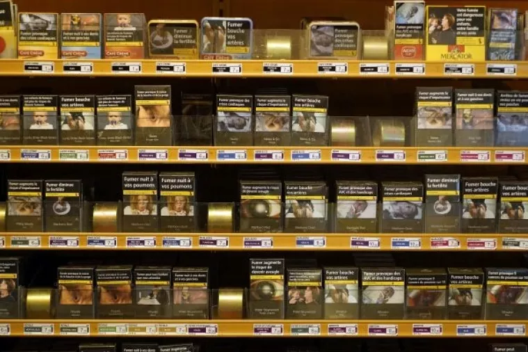 Francuska najavljuje kampanju 'pušenje šteti novčaniku'; do 2020. kutija cigareta 10 eura