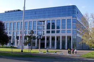 Mol 's velikim strpljenjem i poštovanjem' čeka prijedlog za prodaju udjela u Ini