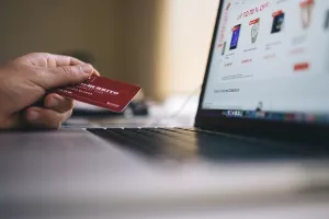 Europski sud: Amazon i eBay više neće moći prodavati luksuzne brandove online