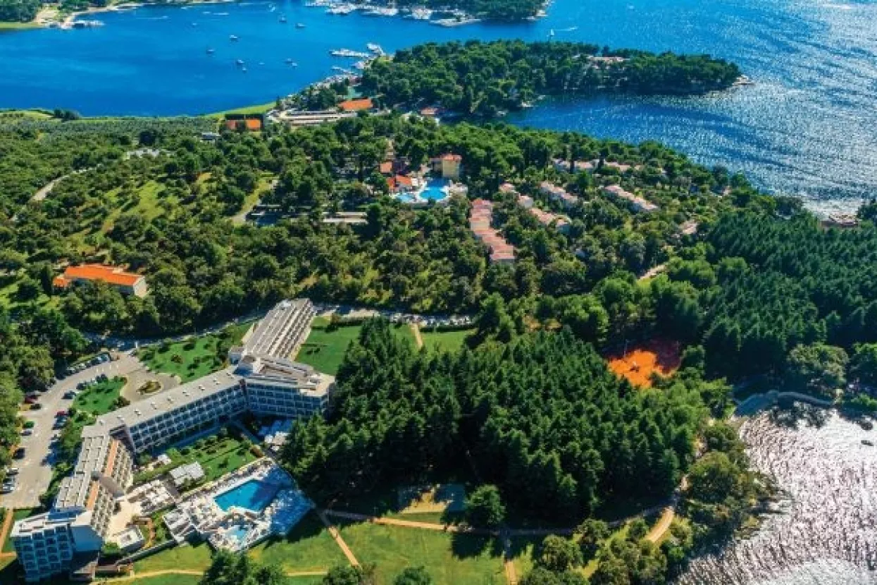 Plava laguna povećala radnicima plaće