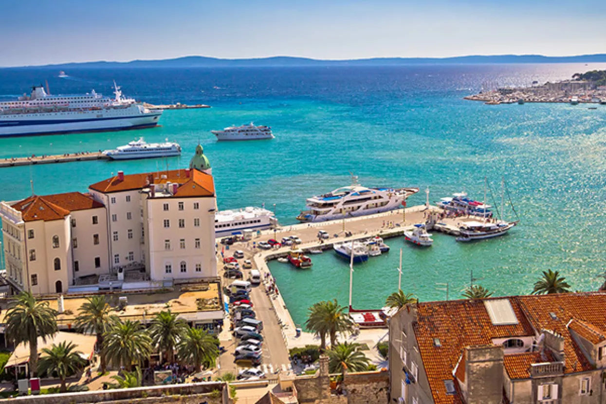 Splitsko-dalmatinsku županiju lani posjetilo 3,2 milijuna turista, 17 posto više nego 2016.