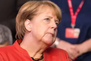Analiza:  Samouništenje. Njemačka kancelarka je zadržala jedino kancelarsku dužnost