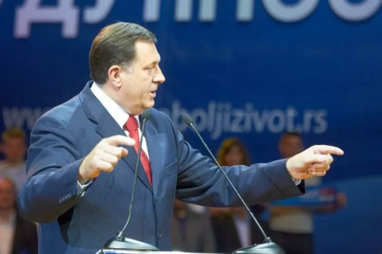 Dodik: Kupujemo 2500 pušaka. Nemamo što kriti
