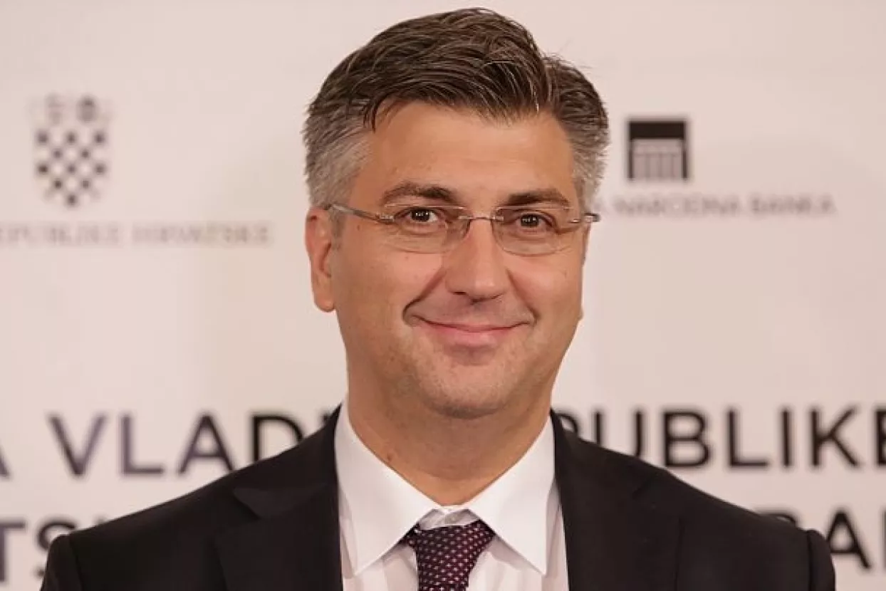 Plenkovićeva 'kao beton čvrsta koalicija' održala četverosatni sastanak, navratio i Peruško