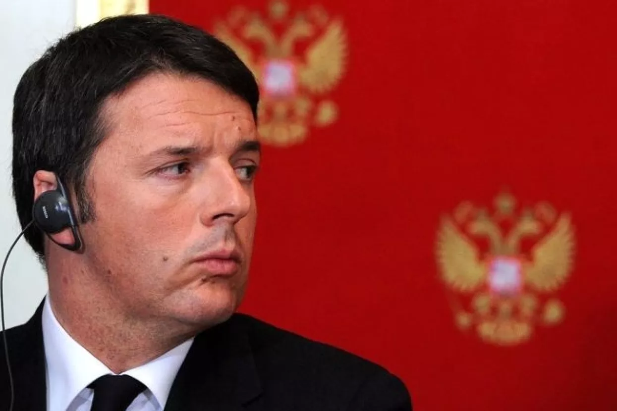 Suočen s 'jasnim i očiglednim' porazom Renzi dao ostavku kao šef stranke