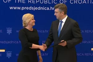 Sastanak predsjednice i&nbsp;premijera radi razgovora o&nbsp;zajedničkom stajali&scaron;tu prema Rusiji