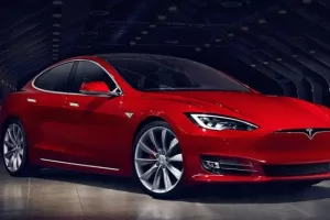 Model S ne probija cjenovni plafon, ponovno na subvencijskoj listi njemačkog BAFA