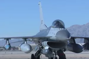 Pukovnik Ninić ostvario 'san svakog pilota', isprobao izraelski F-16