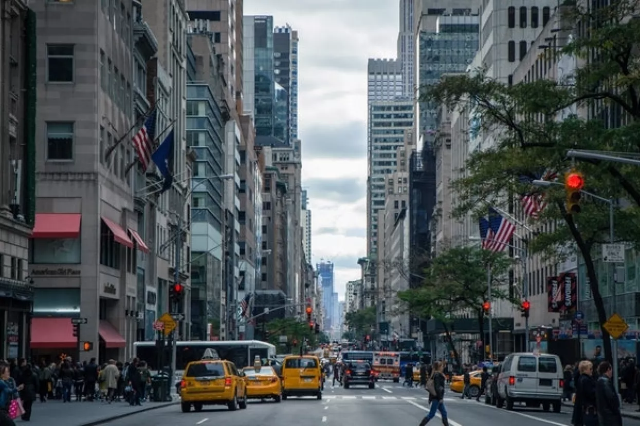 Skok cijena nafte potaknuo Wall Street