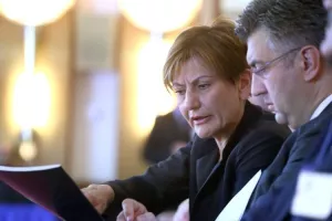 Ako smijeni Dalić odgovornost za uspjeh nagodbe o Agrokoru pada na Plenkovića