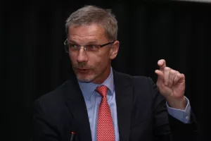 Vujčić: Da i ne dođe do rješenja u Agrokoru, bankarski sustav ostat će stabilan