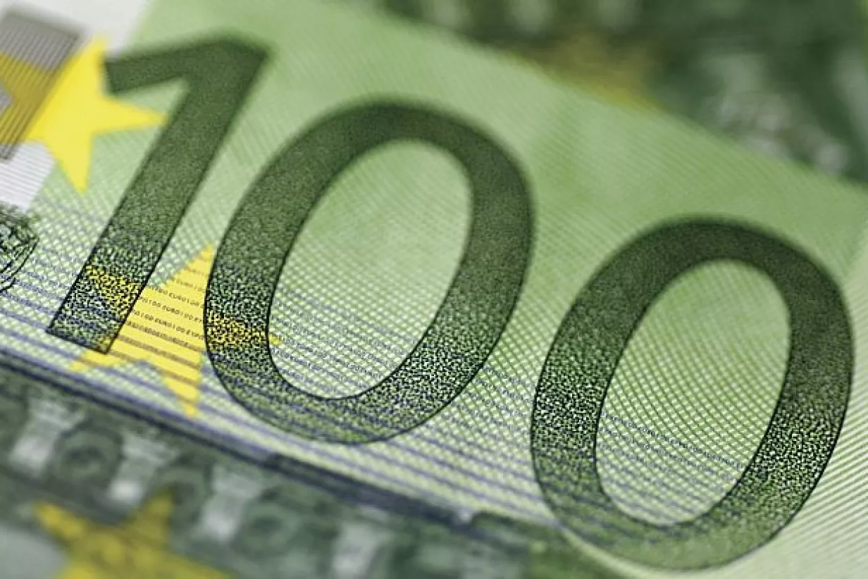 Euro prema dolaru ojačao drugi tjedan zaredom