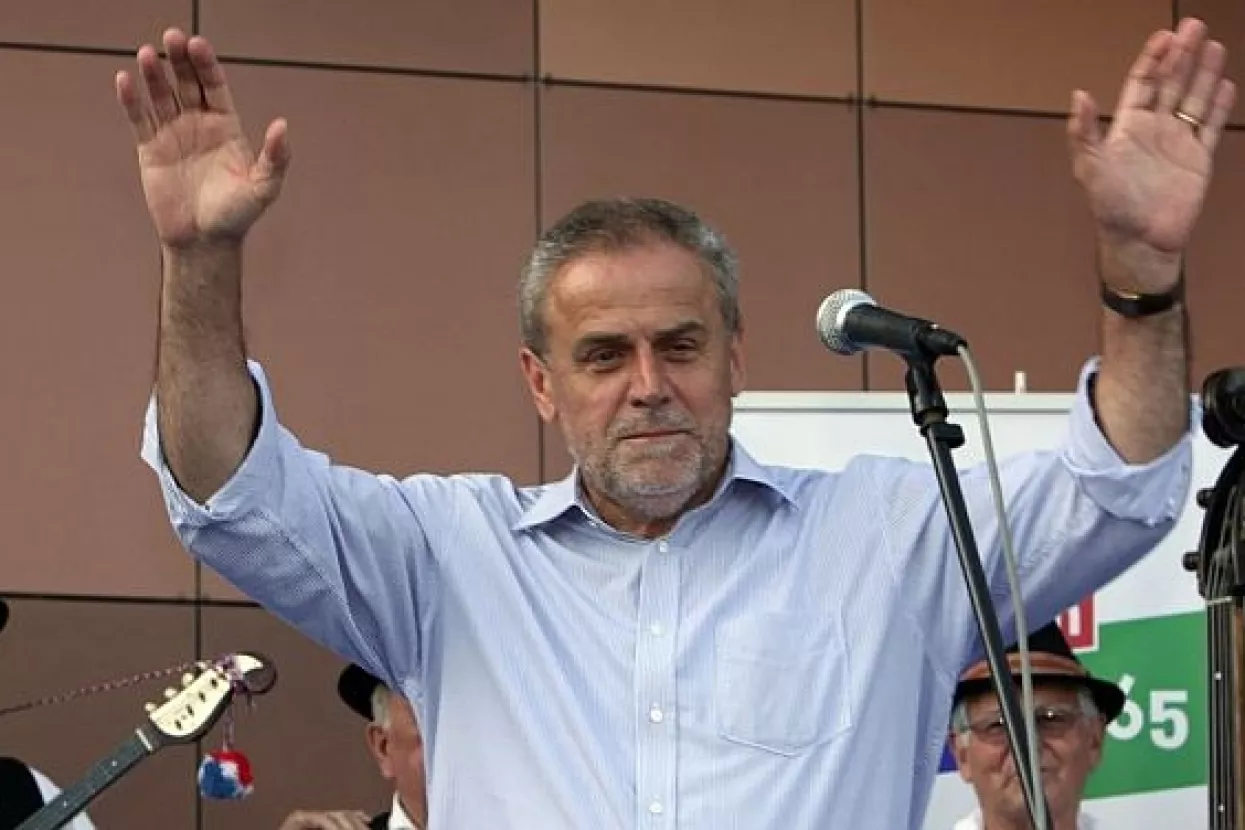 Bandić predložio smanjenje plaće pročelnika i posebnih viših savjetnika