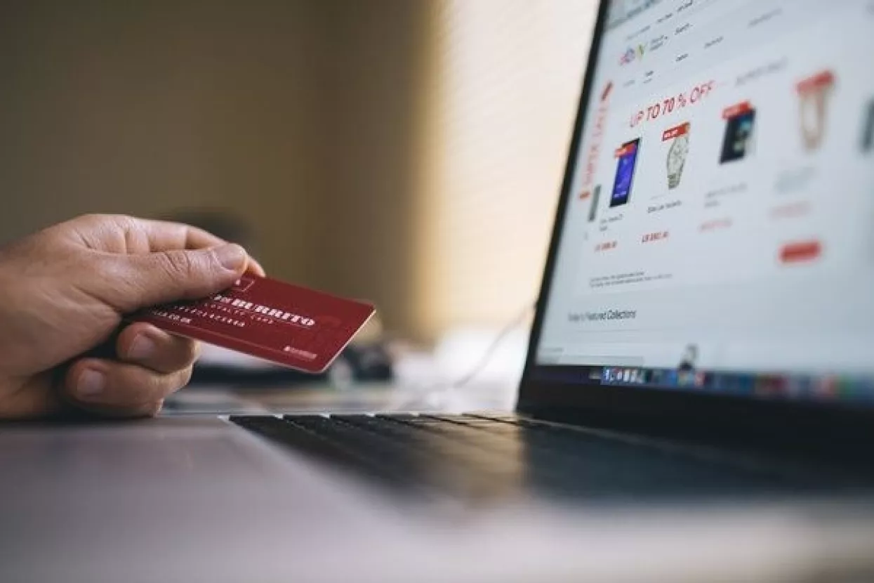 EU u dogovoru s Amazonom i eBayom suzbija ponudu opasnih proizvoda