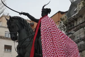 Svijet je uz Hrvatsku, svijet je u Hrvatskoj: Zagrebački trg pršti od kockastog ludila i stranaca