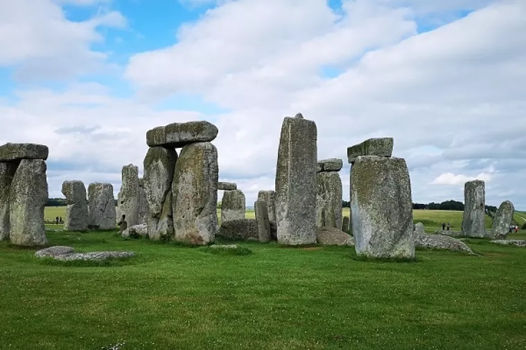 Stonehenge - misteriozni kameni blokovi došli iz Walesa