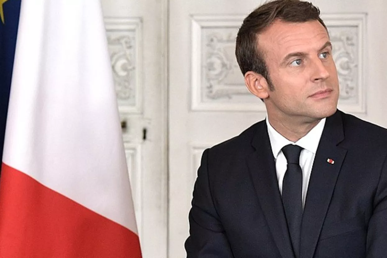 Nakon niza oštrih reformi Macronu drastično pada popularnost