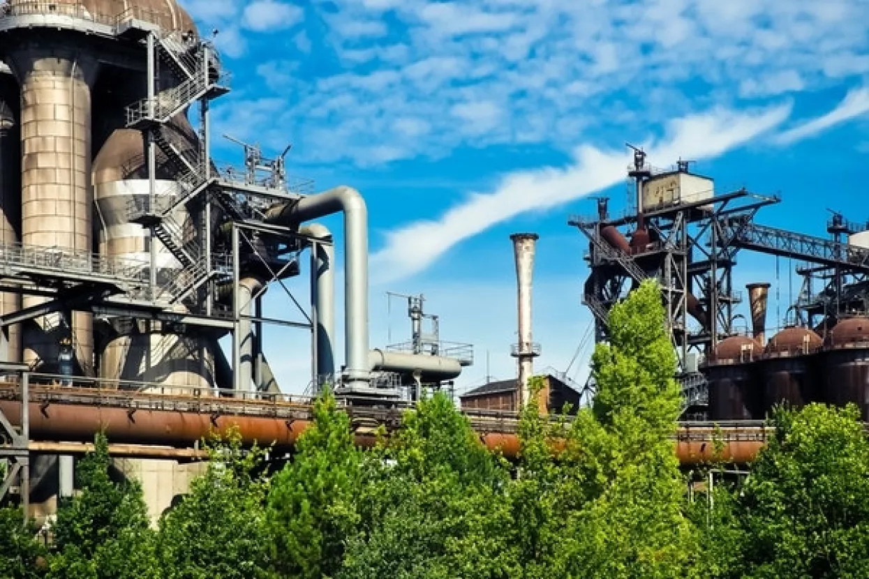 DZS: Broj zaposlenih u industriji pao za 2,2 posto