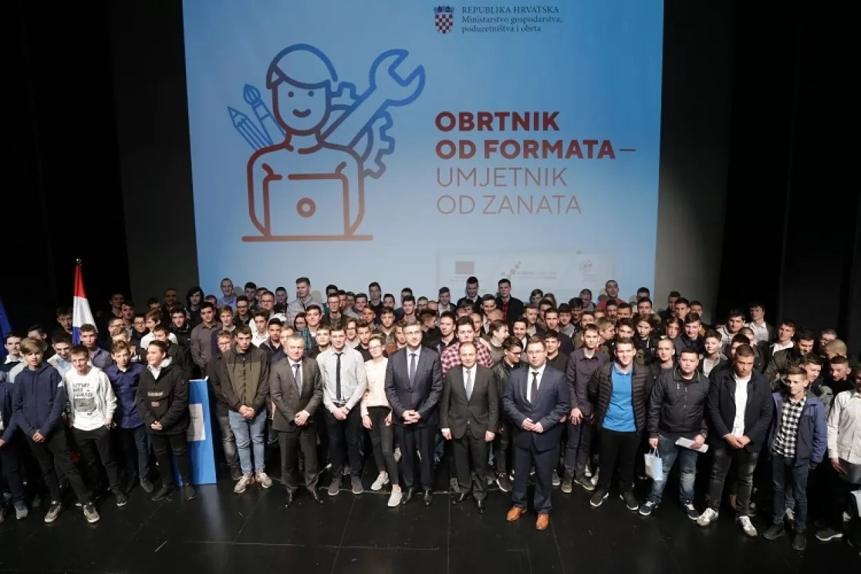 Dodijeljeno 3.017 stipendija za obrtnička zanimanja – ministar Horvat: Bit će dobrih majstora