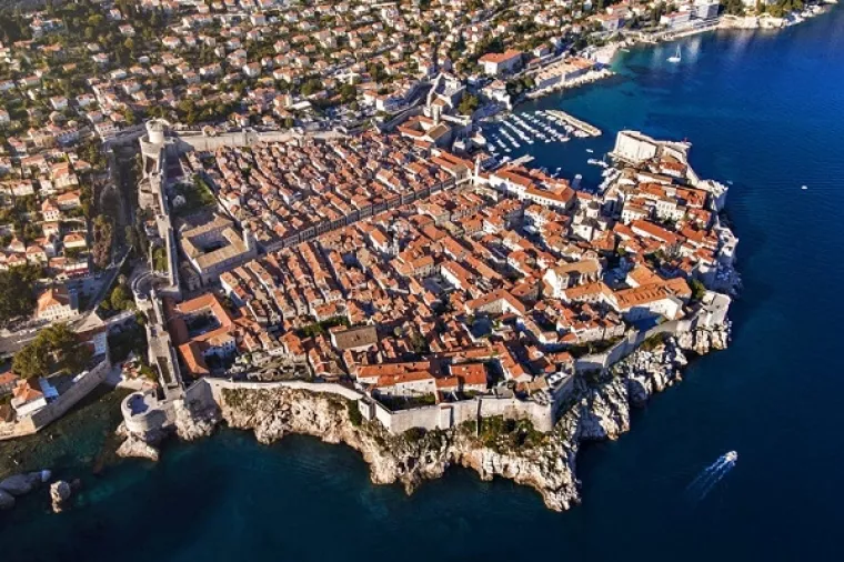 Danas u Hrvatskoj - U Dubrovniku započinje sastanak šefova vlada 16+1 zemalja