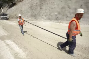 Danas u Hrvatskoj - Potpisivanje ugovora za gradnju ceste od Okučana do granice BIH