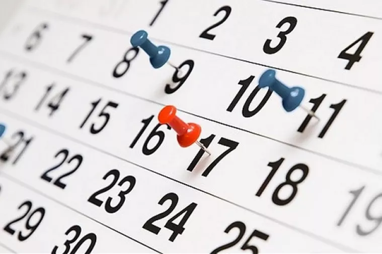 Poslovni kalendar za kolovoz: Još malo spajanja vikenda, gužve i IT radionice