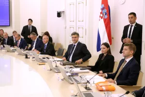 Plenković: Prihvatit ćemo u cijelosti zahtjeve inicijative "67 je previše"