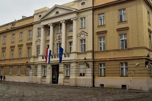 Danas u Hrvatskoj: Sabor o Obalnoj straži, konferencija socijalnih radnika, otvorenje Ambiente...