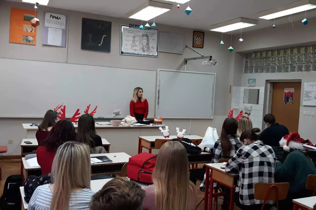 Studentica Lana Matičević uskočila u pomoć učiteljima i profesorima