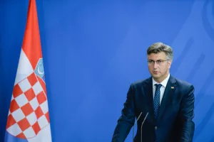 Plenković: Već je isplaćeno oko 400 milijuna kuna za pomoć gospodarstvu